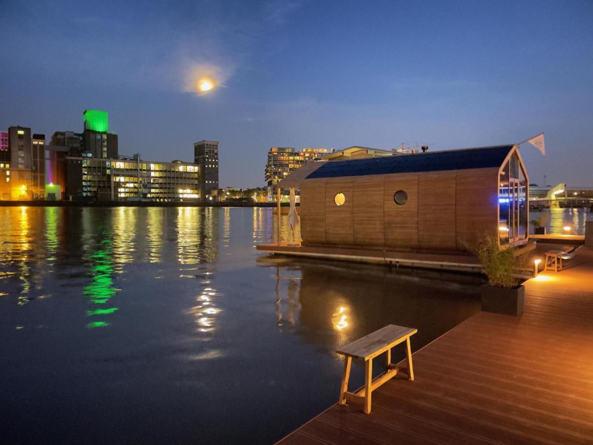Wikkelboats At Floating Rotterdam Rijnhaven Villa Exterior foto