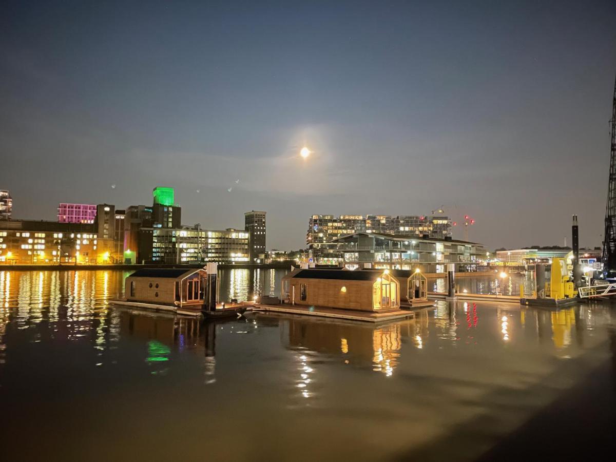 Wikkelboats At Floating Rotterdam Rijnhaven Villa Exterior foto